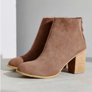 Urban Outfitters Heeled Booties
